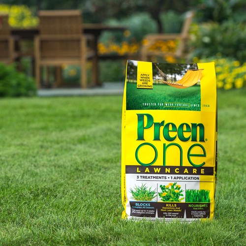 Preen One Lawncare 3-in-1 weed & feed